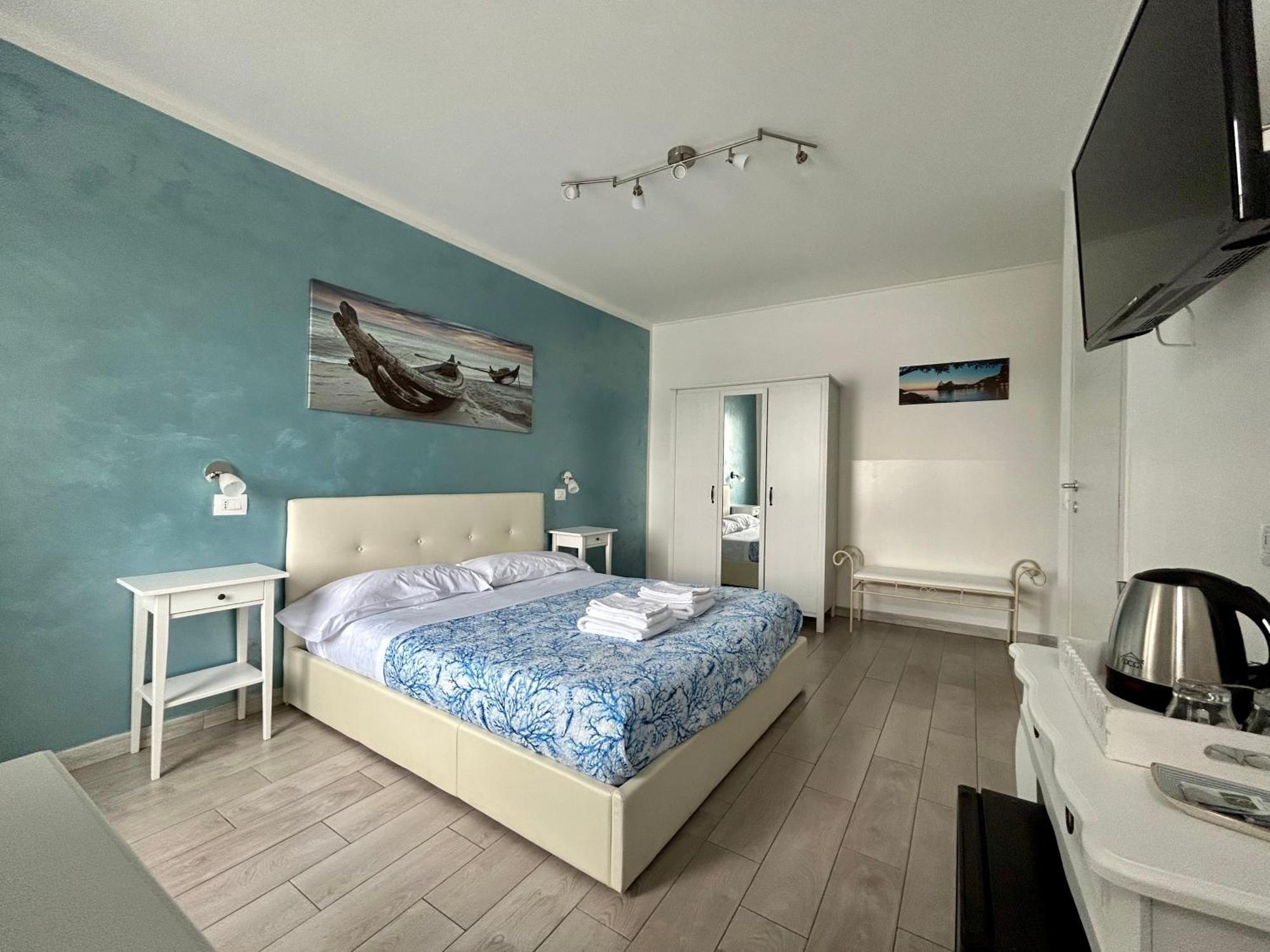 Fezzano / Portovenere Stilish Double Rooms With Sea View, Balcony Or Small Courtyard Exteriör bild
