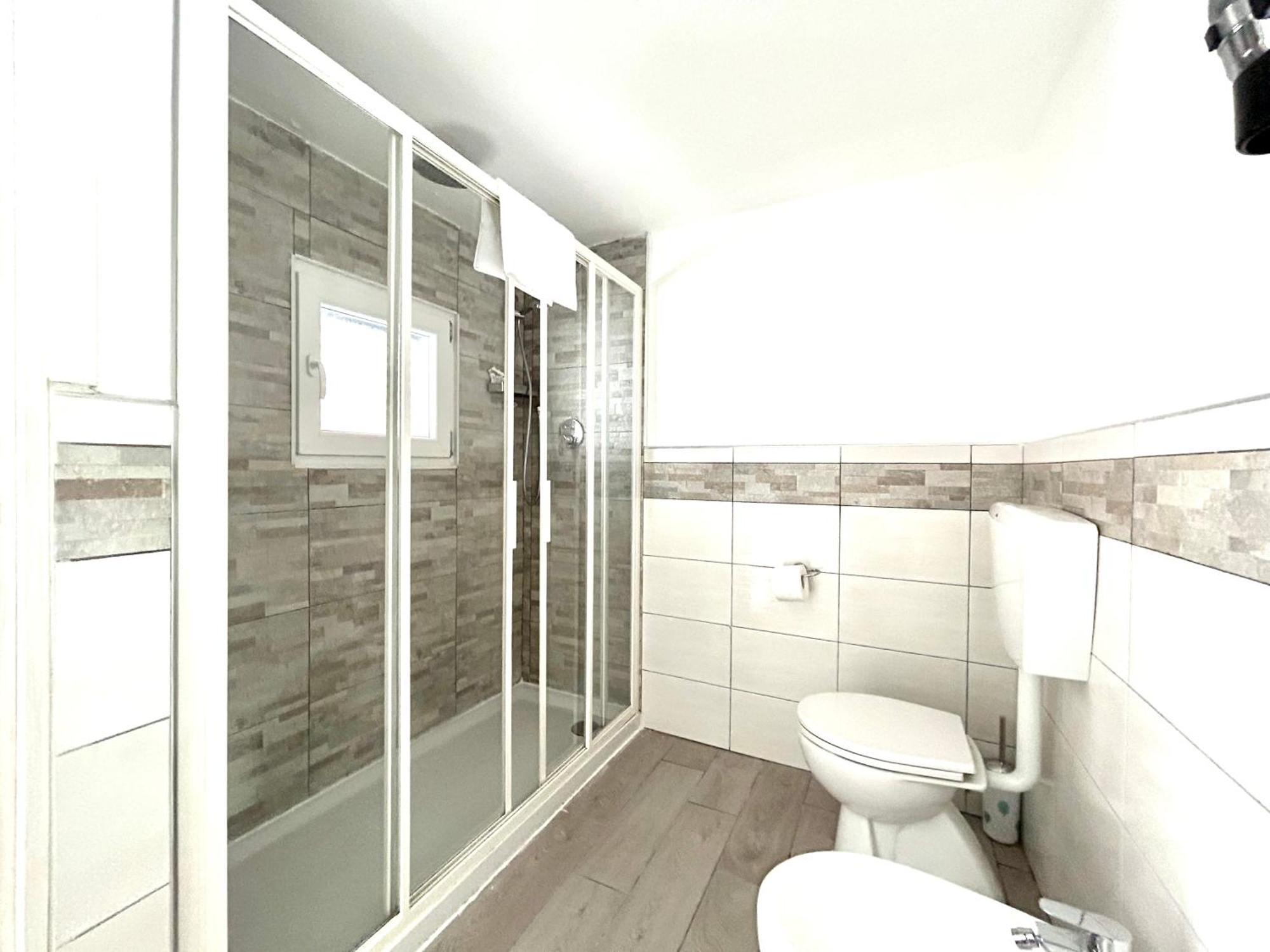 Fezzano / Portovenere Stilish Double Rooms With Sea View, Balcony Or Small Courtyard Exteriör bild