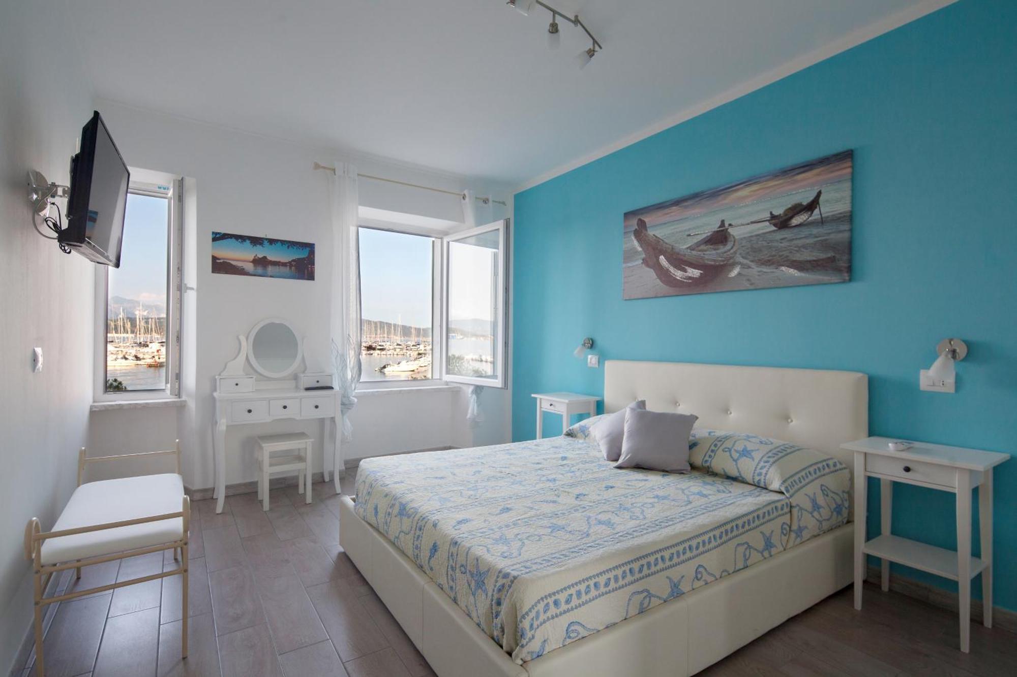 Fezzano / Portovenere Stilish Double Rooms With Sea View, Balcony Or Small Courtyard Exteriör bild